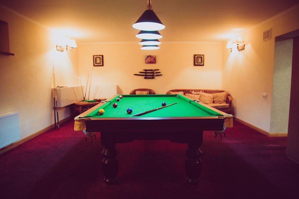 Guest House Montreal 오데사 외부 사진