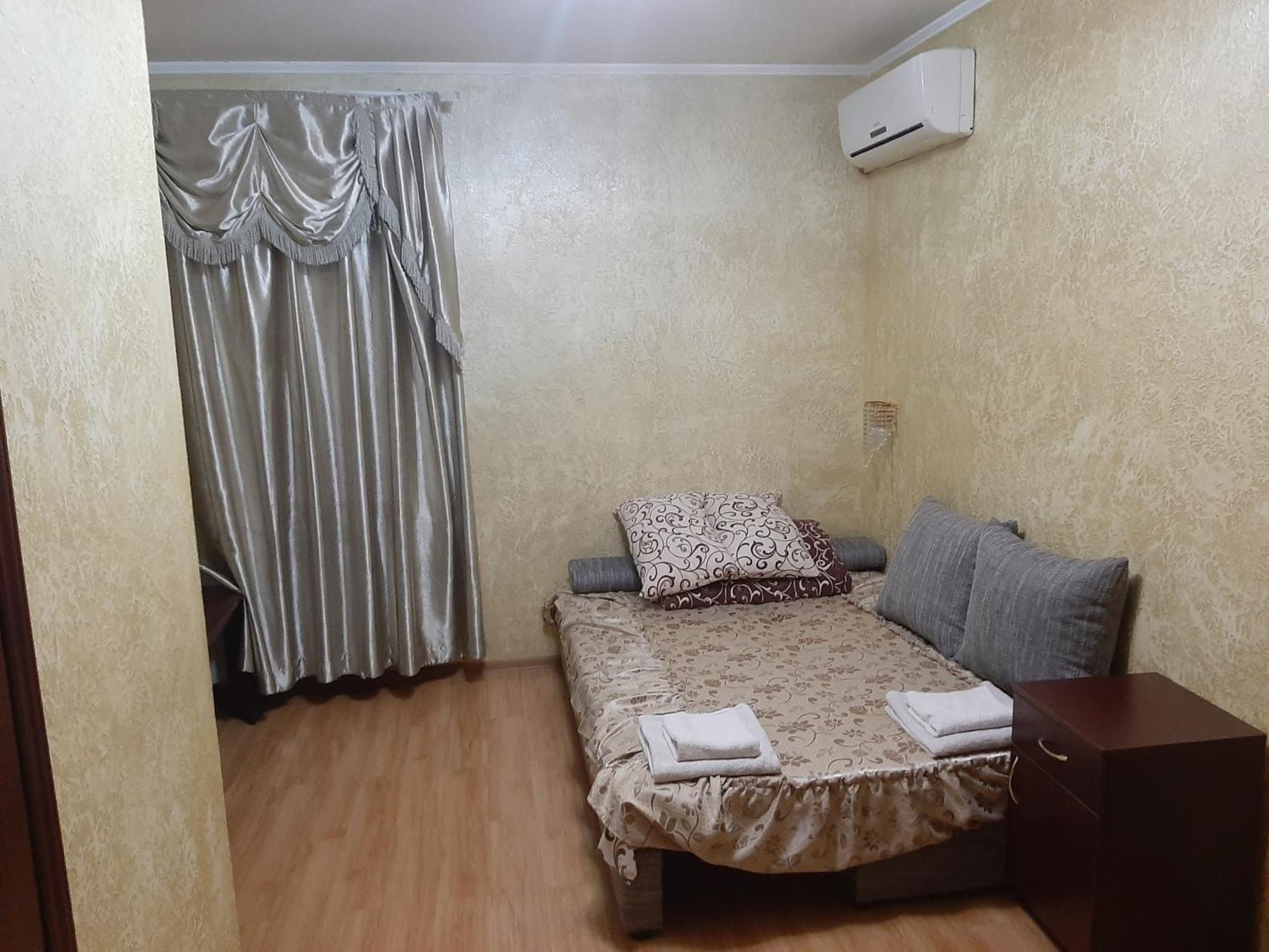 Guest House Montreal 오데사 외부 사진