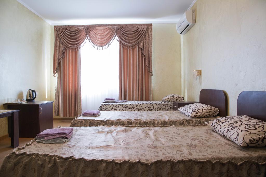 Guest House Montreal 오데사 외부 사진