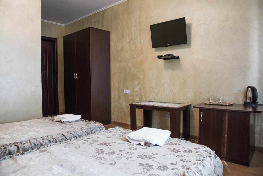 Guest House Montreal 오데사 외부 사진
